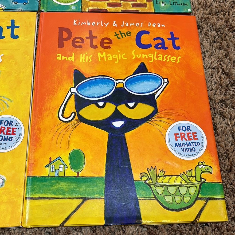 Pete The Cat Lot Of 4 Hardcover Large Books - Picture 4 of 4